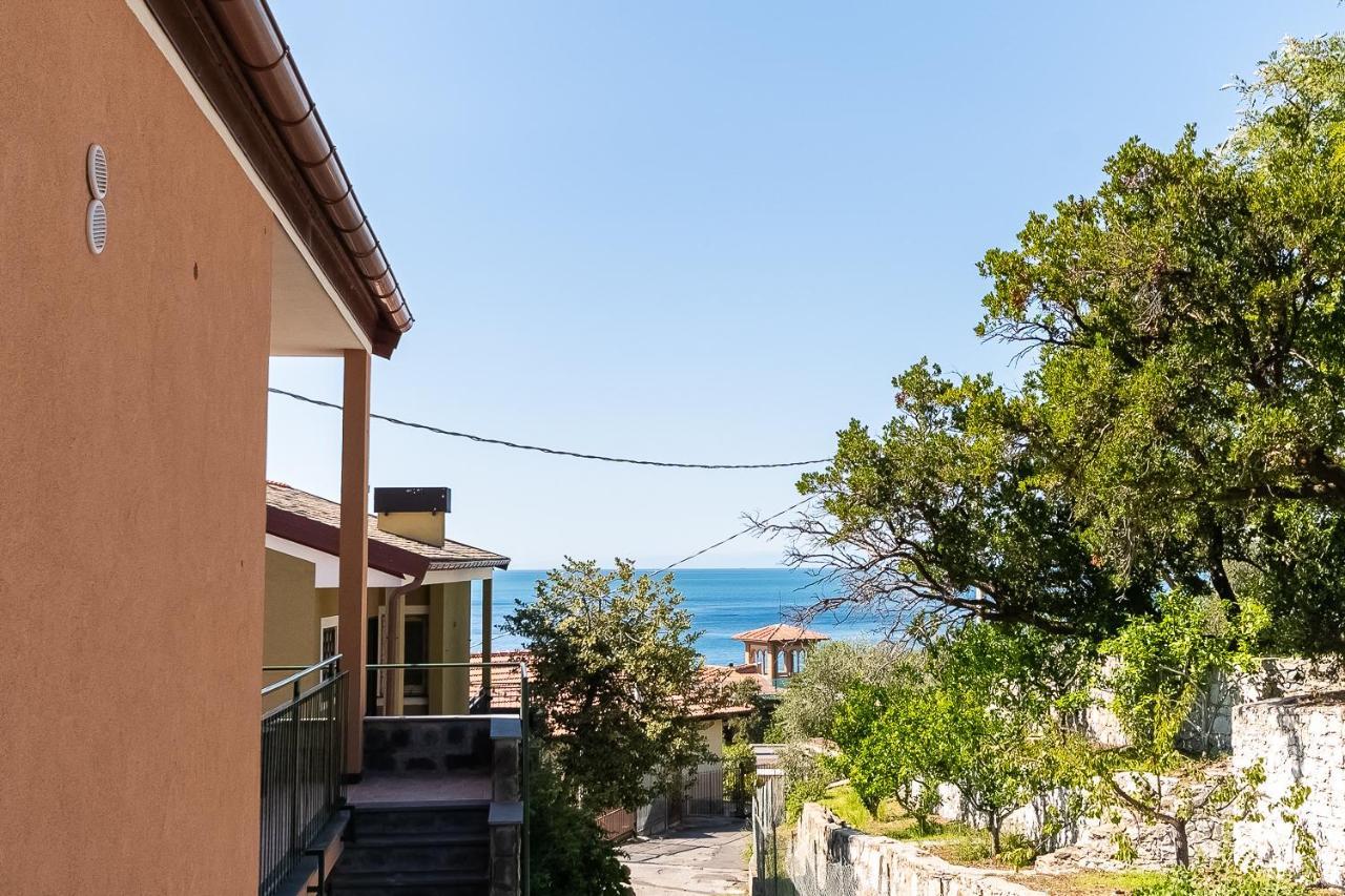 לאווניה Cavi Sea View Apartment מראה חיצוני תמונה